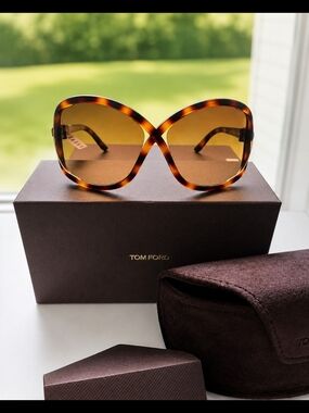 Tom Ford Bettina FT1068/S 52F Dark Havana 68mm Sunglasses New Set